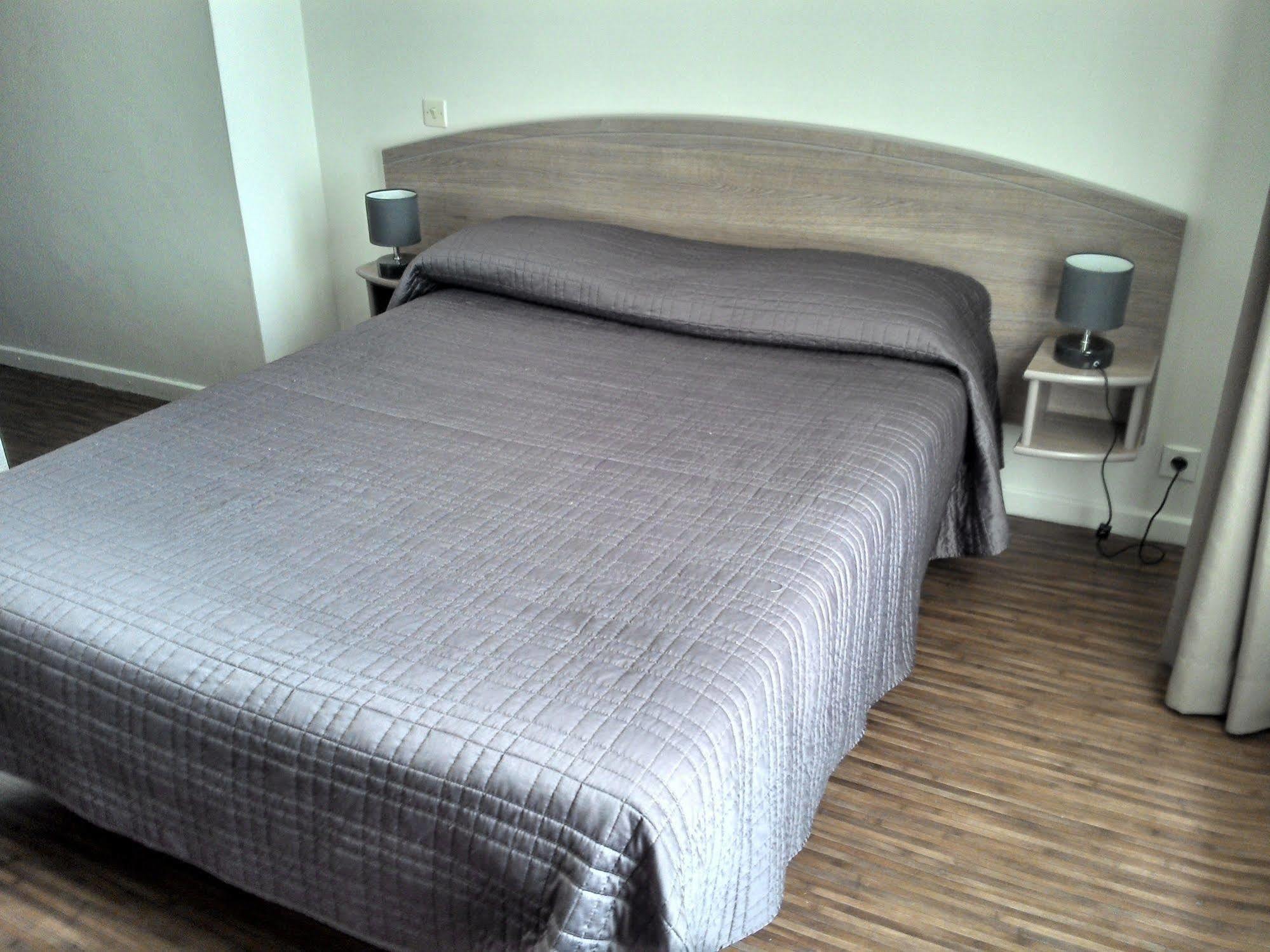 Acqs Hotel Dax Εξωτερικό φωτογραφία