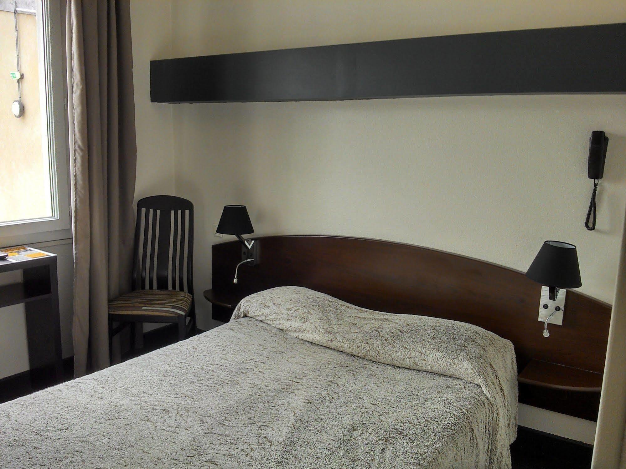Acqs Hotel Dax Εξωτερικό φωτογραφία
